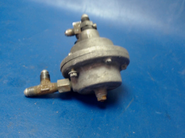 642100-5 Cessna - Fuel Pressure Regulator Assembly